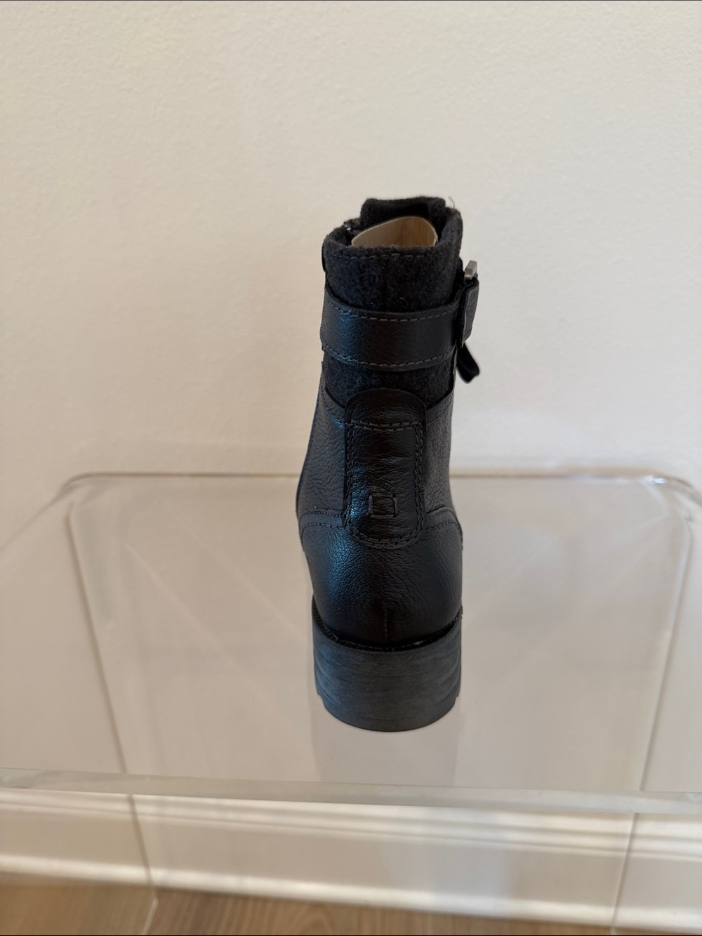 Earth Origins Black Leather Lace-Up Combat Boots with Side Buckle - Picture 5 of 11